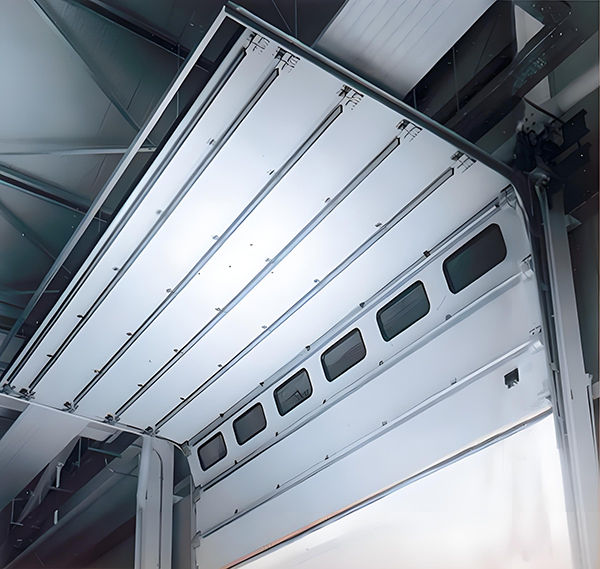 新市工业滑升门