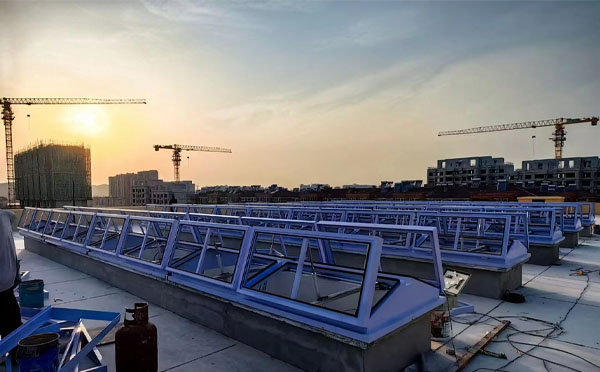 消防新市排烟窗工作原理