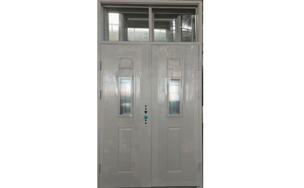 新市学校教室门