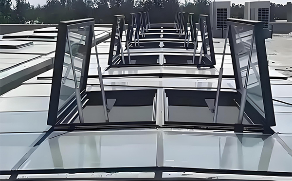 新市兰州新市排烟窗选型安装与维护实用指南