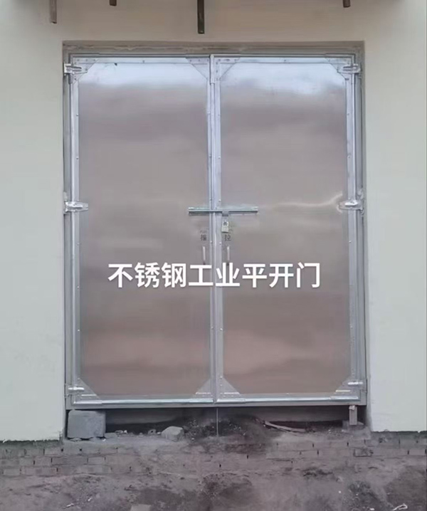 不锈钢新市工业平开门在现代工业场景中的应用实践